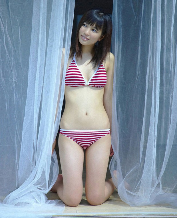 日本养眼美眉荒井萌清凉写真(21)