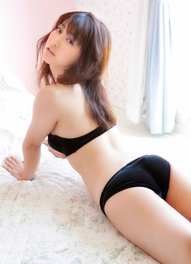 完美女人黑田有彩高清写真套图(25)