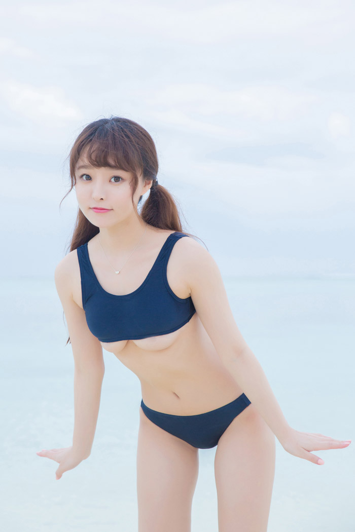 菠萝社美女柳侑绮比基尼清新写真(2)