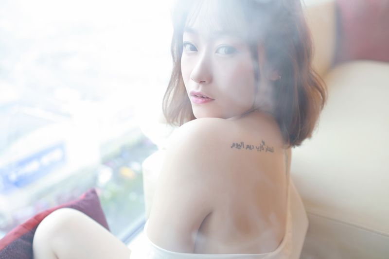 翘臀美女陈思雨张腿搔姿令人销魂(32)