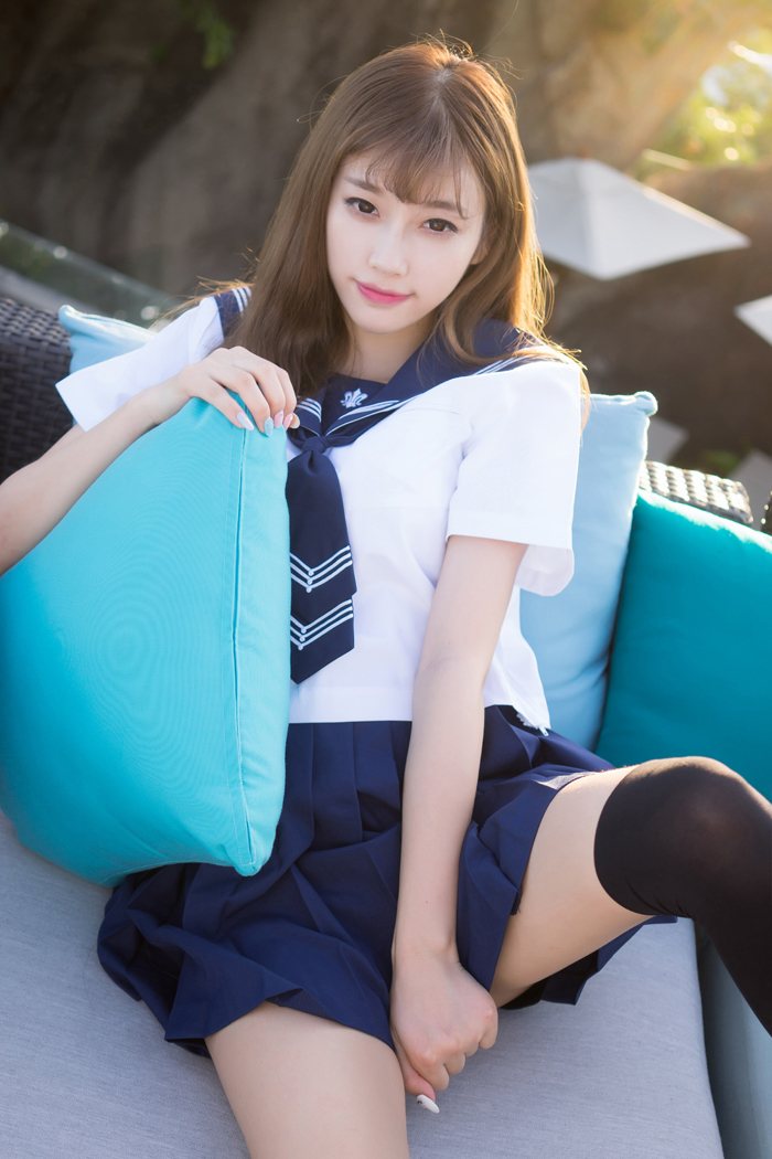 性感学生妹甜心CC制服外拍气质佳(21)