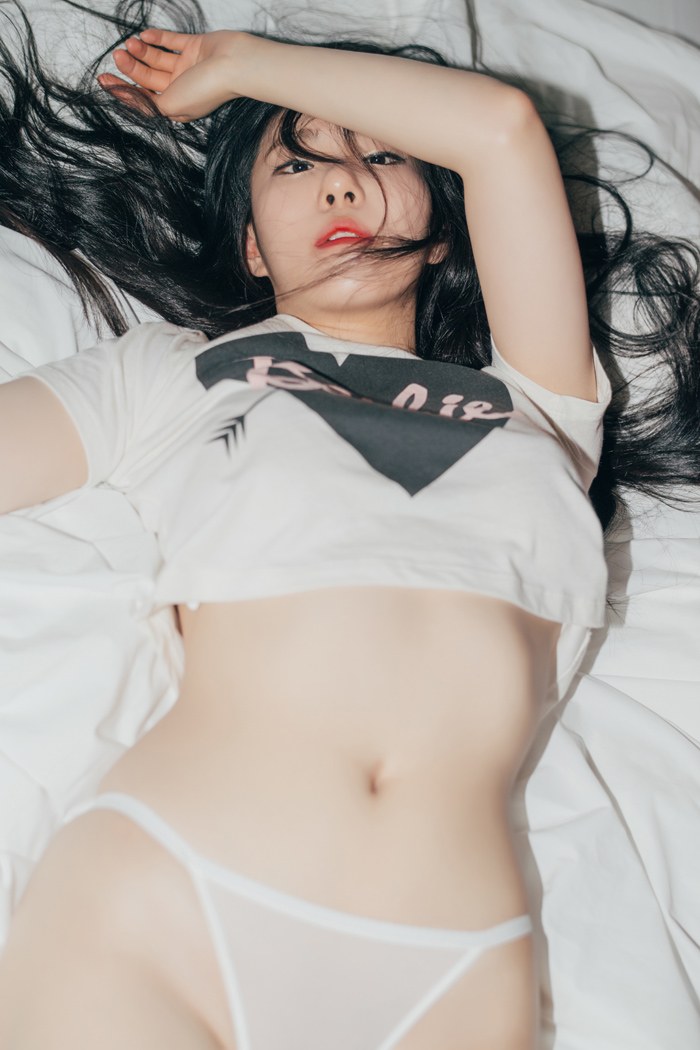 韩国美女全裸浴照诱人胴体美妙绝伦(41)