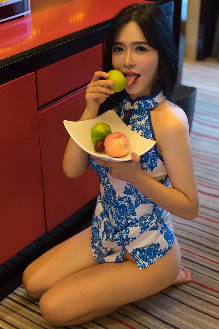 翘臀美女刘钰儿乳香袭人十足女王范(3)