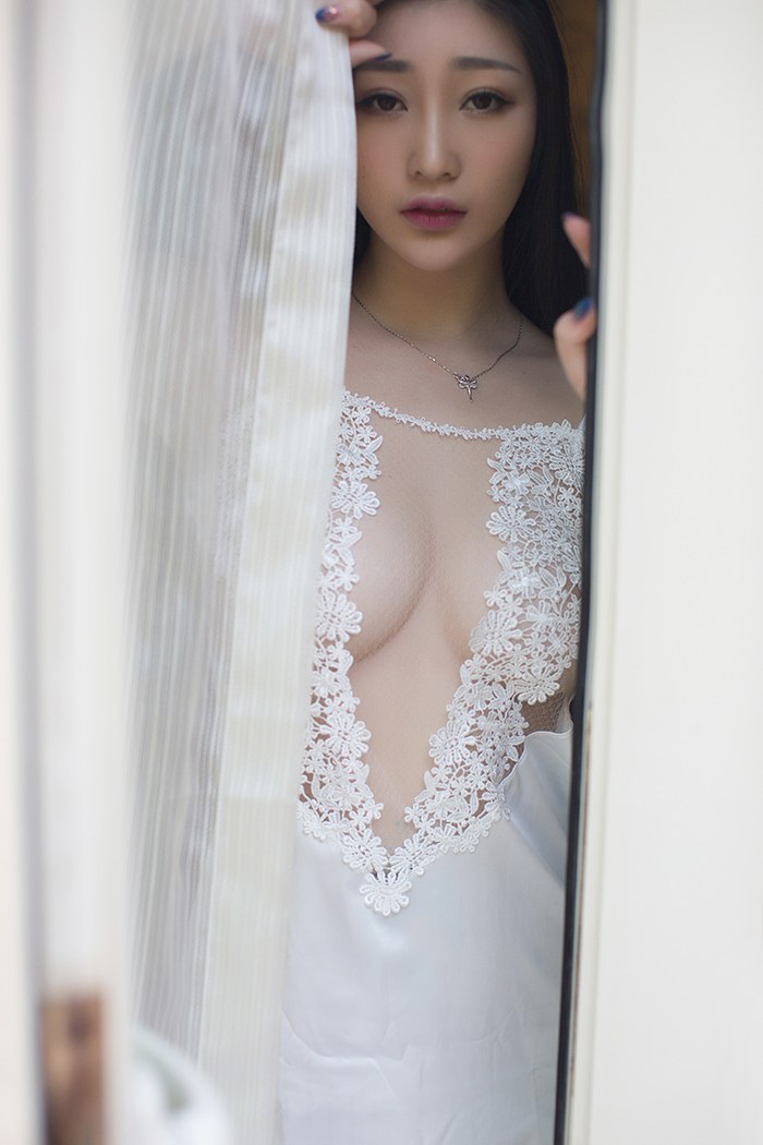 妩媚女王妲己蕾丝吊带巨乳呼之欲出(27)