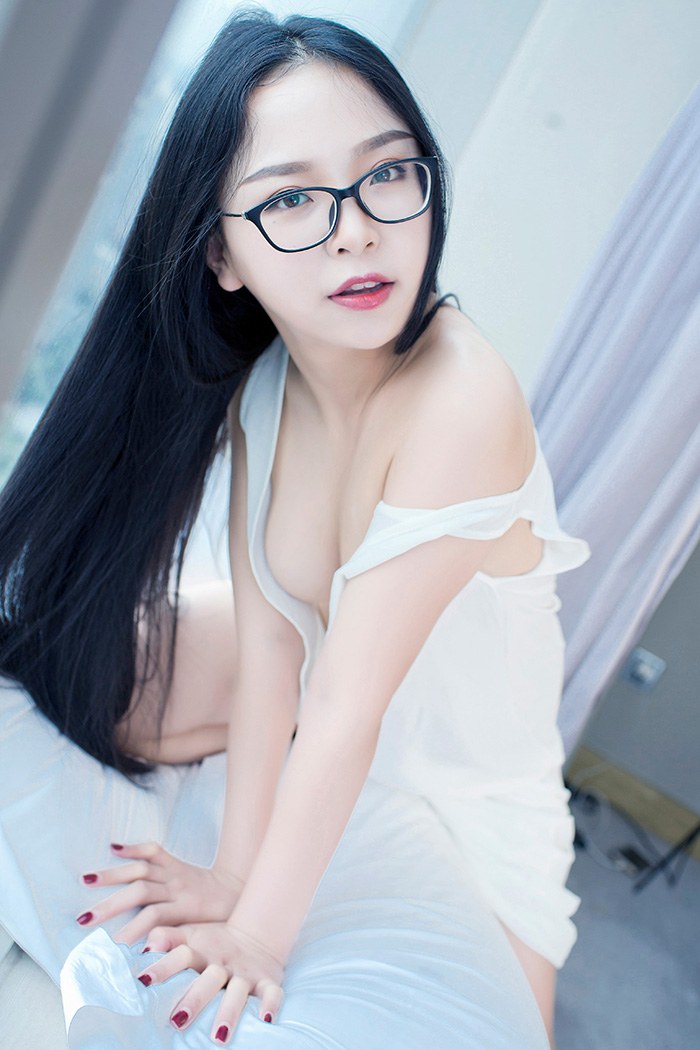 巨乳少女花花李娇嫩胴体娇艳动人(16)