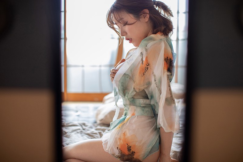 美味尤物黄乐然丰乳肥臀香艳诱人(27)